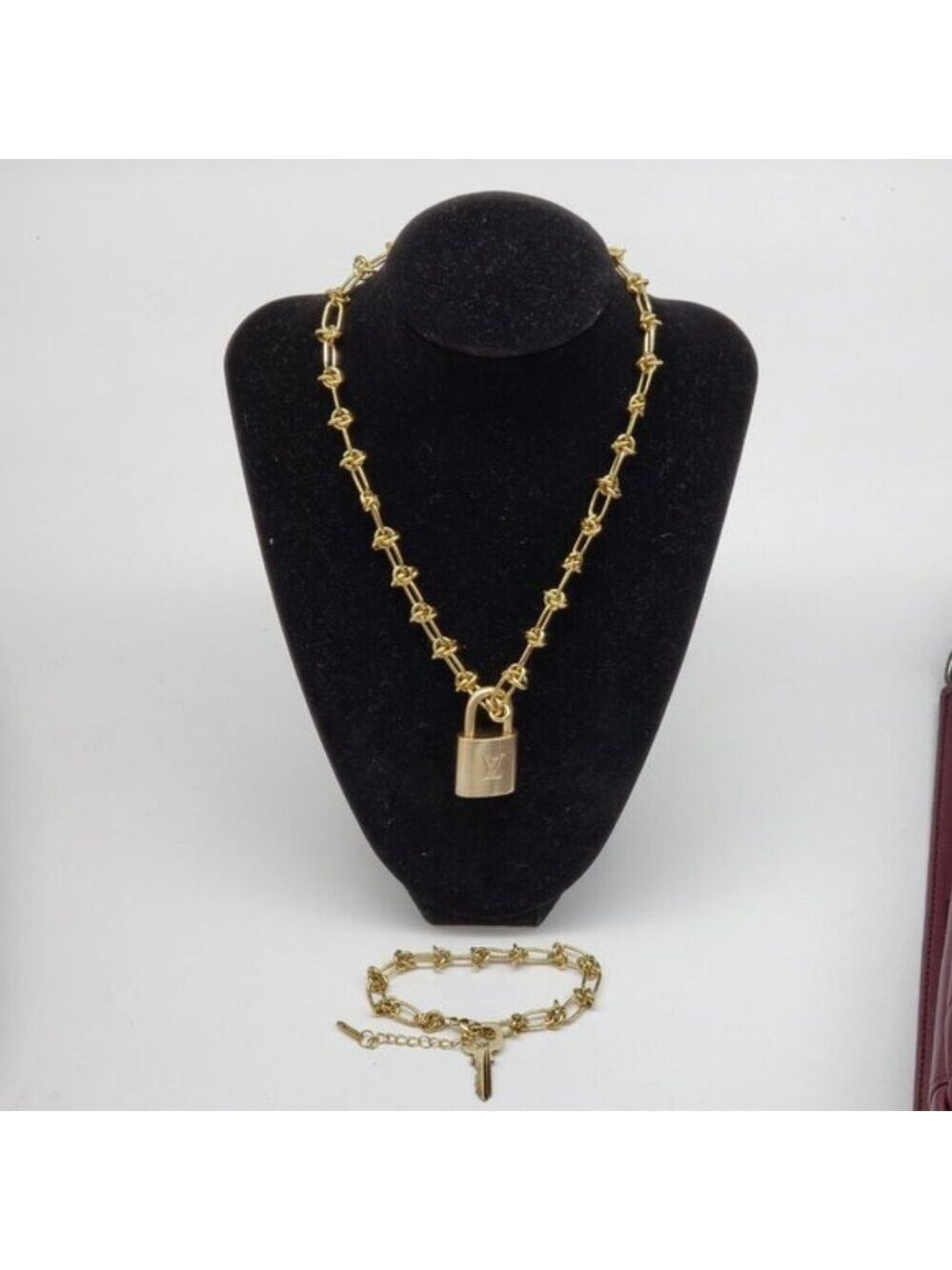 Louis Vuitton Gold Padlock w/Unbranded Stainless Steel 18k Plated Chain&Bracelet - Picture 1 of 13